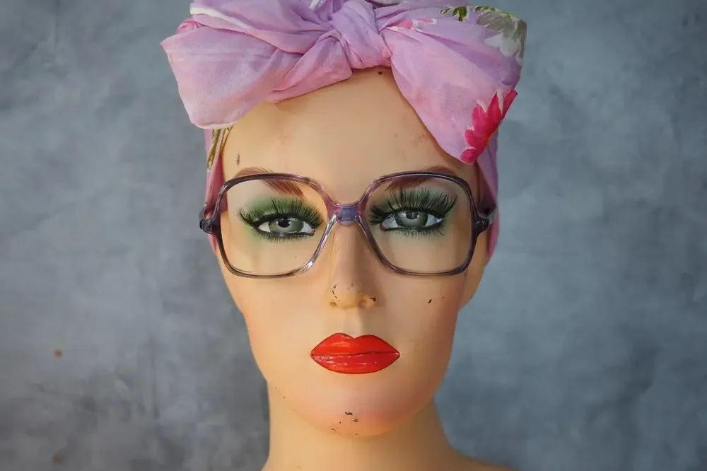 Vintage 1970s Eyeglasses Canada 52-16 Granny Chic Retro Boho Jackie O NOS